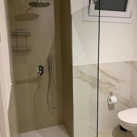 Estera 2 Apartment